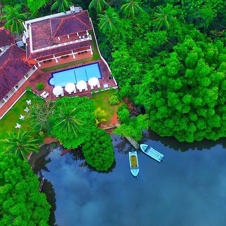 Waterside Bentota Hotel Exterior photo